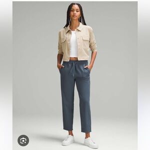 Lululemon Mid Rise Pant 7/8 Length Luxtreme